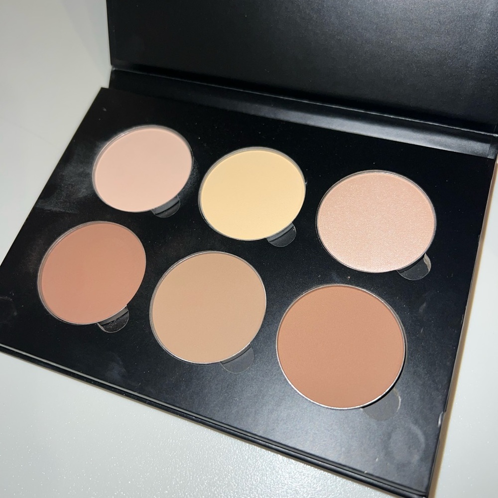 anastasia contor pallet